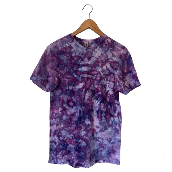Gildan Tops - Tie dye/ice dye T-shirt